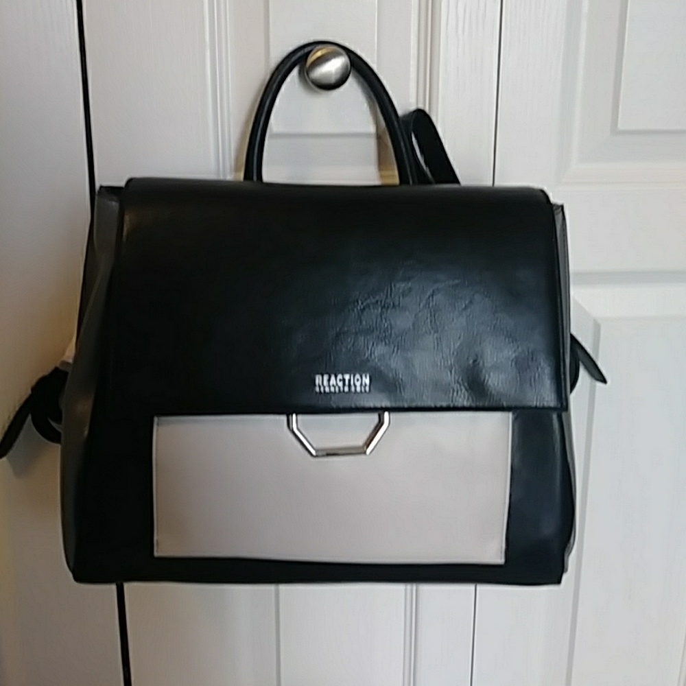 Kenneth Cole Reaction purse